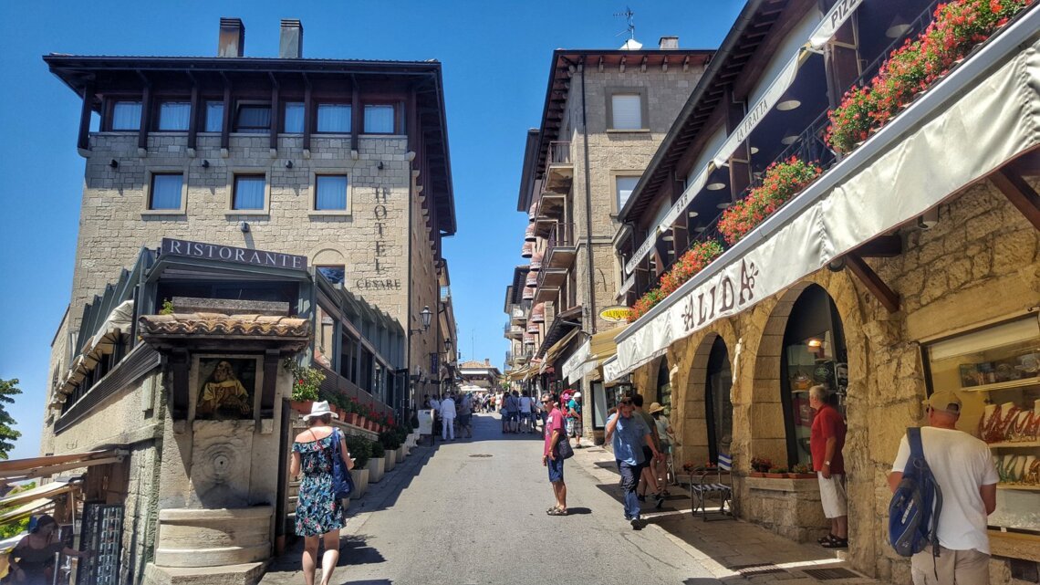 Rimini beach and San Marino